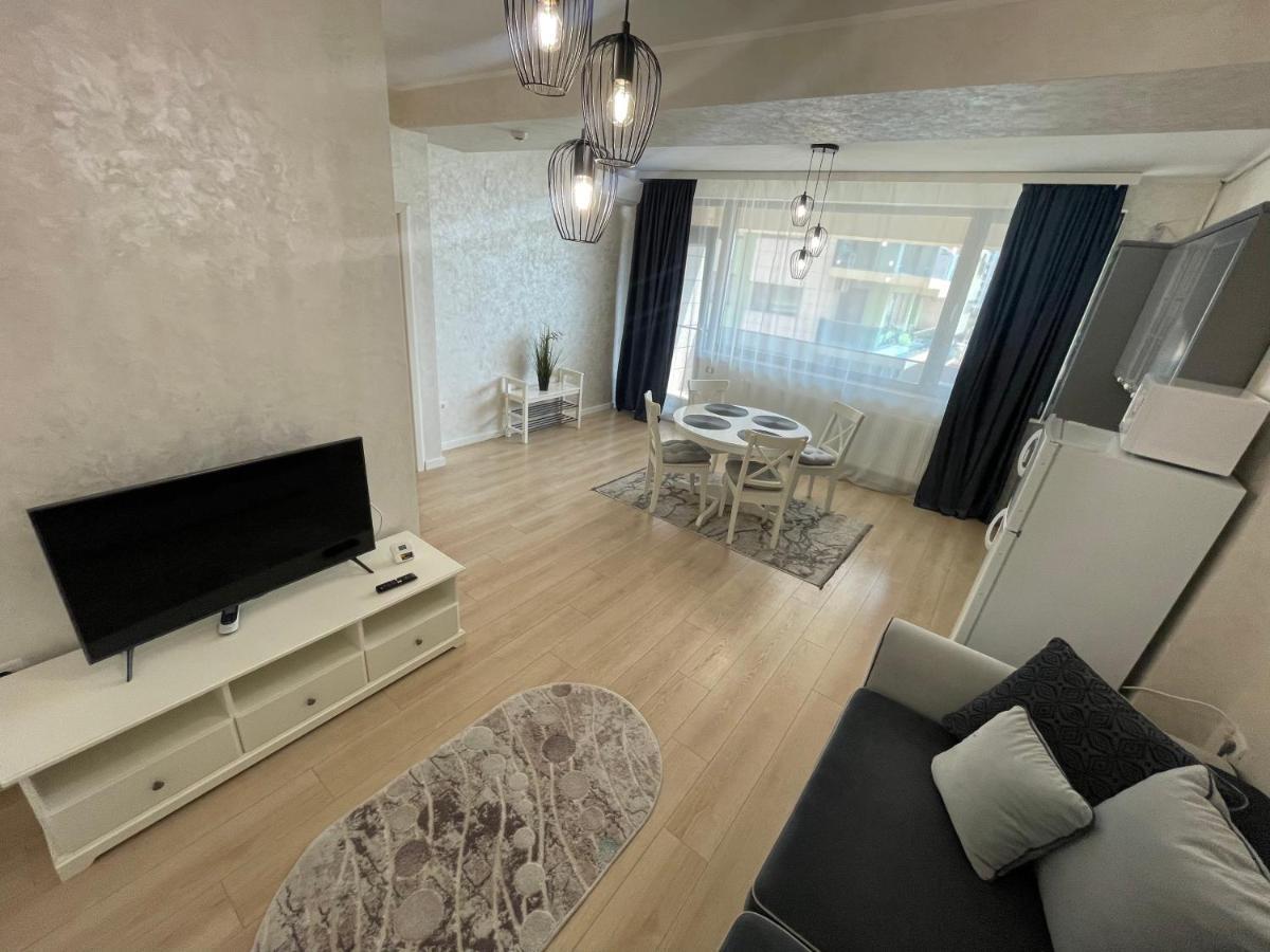 Myamar Apartment Mamaia Exteriér fotografie